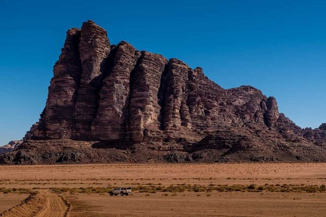 2-Day Private Tour in Jordan - Deluxe Tent - Day 1 in Petra: Free Time in the Rock-Cut City