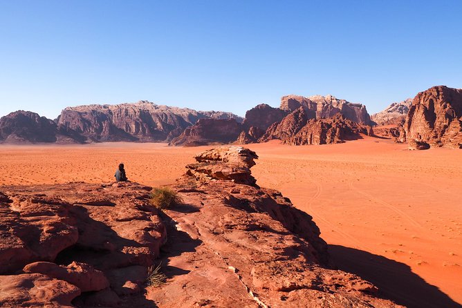 2 Hour Jeep Tour - Wadi Rum Desert & Canyon - Jebel Khazali canyon: petroglyphs, inscriptions, and 100 meters of meaning