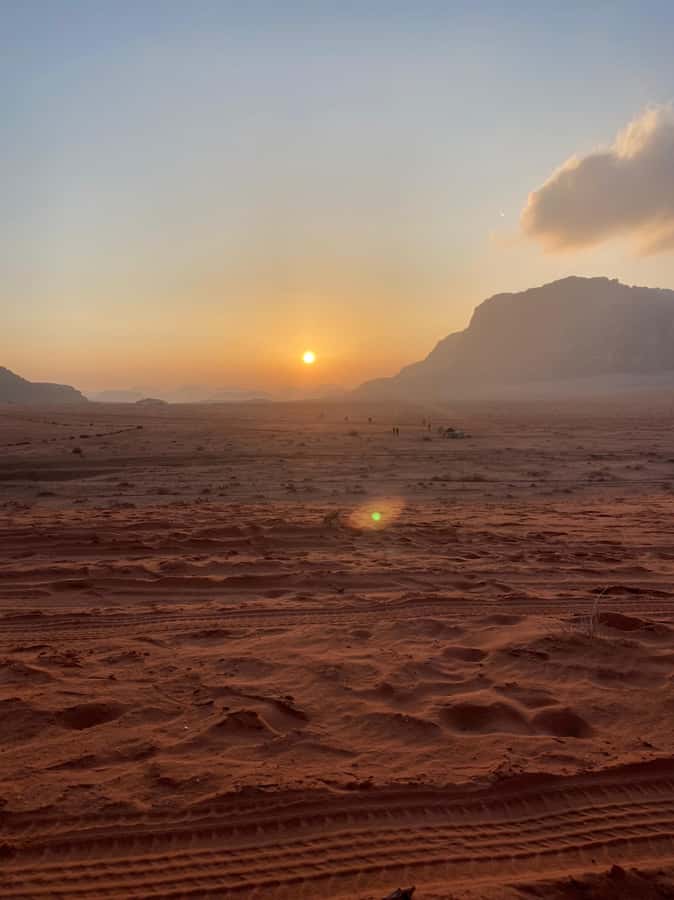 2H Jeep Tour Morning or Sunset Wadi Rum Desert Highlights - Key Points You’ll Care About