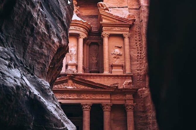3-Day Private Tour, Explore Amman and Petra - Day 3: checkout, a relaxed finish, and getting to the airport