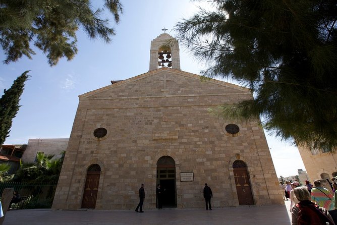 3 Days Tour: Petra, Dead Sea, Jerash, Umm Quais from Amman - Getting picked up in Amman at 8:00, and why the timing helps