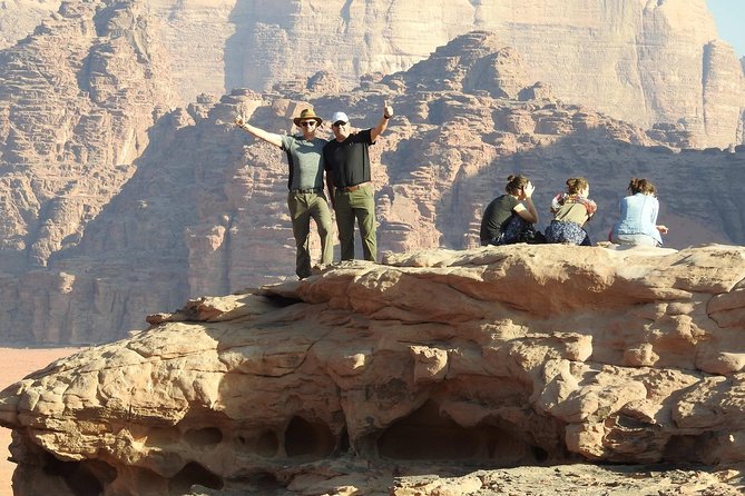 4 Day Private Tour: Petra Jerash Mount Nebo Karak Castle Wadi Rum Red & Dead Sea - Entrance fees, site guides, and using Jordan Pass to avoid surprise costs