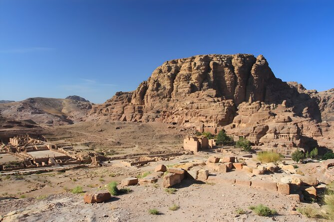 5-Day Jordan Tour in Petra, Wadi Rum, and the Dead Sea - Day 1 in Petra (Wadi Musa): arrive, get oriented, then explore your way