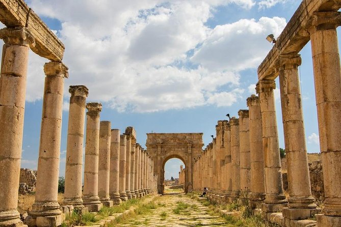7 Day 6 Night Discover Jordan Tour - Jerash, Ajloun Castle, and Umm Qais: a Roman day with big viewpoints