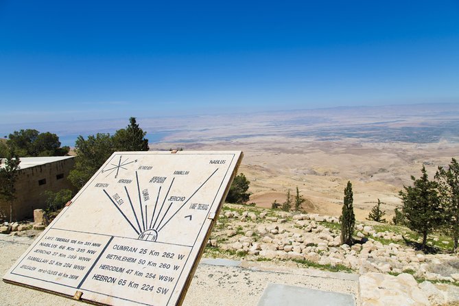7-Night Best of Jordan Tour: Jerash, Dead Sea, Petra, and Wadi Rum Overnight - Dead Sea Floating and Beach Facilities: How to Make the Most of It