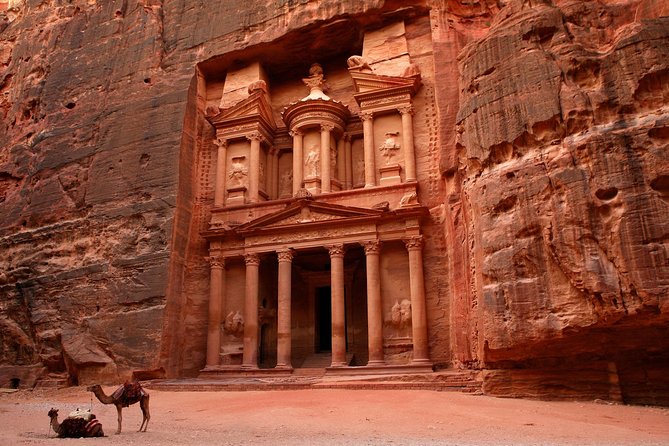 A Full Day Trip To Petra From Amman - The main Petra streets and Qasr al-Bint: why this walk matters