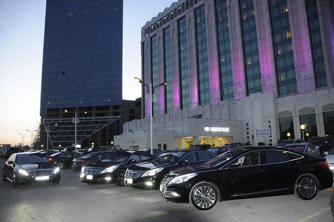 Airport pickup or drop off transfer from or to Amman city - Who should book this transfer in Amman