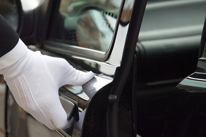 Amman Airport Shuttle Service to Multi Destinations - Pickup After Customs: The Simple Meet-and-Greet System