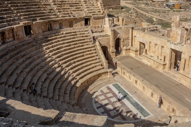 Amman/ Ajlun/ Jerash/ Amman - Jerash Ruins: Oval Plaza and the Colonnaded Streets in Real Time