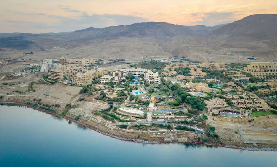Amman: Madaba City, Mount Nebo & Dead Sea Private Day Tour - Madaba’s mosaic city experience, from Saint George to the Archaeological Park