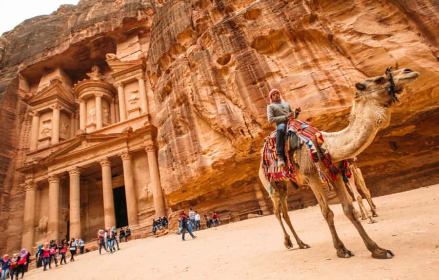 Amman: Petra by Night Tour with Optional Day Visit - Daytime Petra Walk: Siq to Treasury to Royal Tombs (With Free Space)