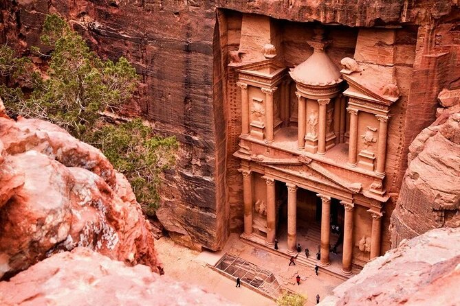 Amman Petra Full-Day Trip - The road from Amman to Petra: why comfort matters more than you think