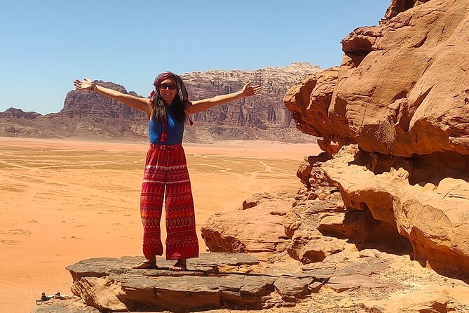 Day Tour / Traditional Meals / Over Night - Stop by Stop: Lawrence Spring, Jebel Khazali, and the Little Bridge