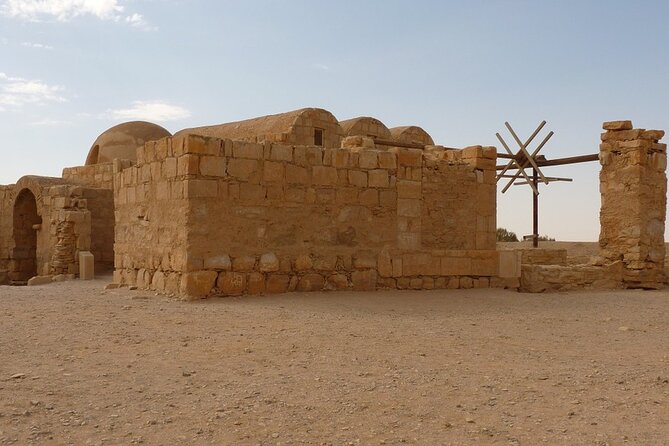 Desert Castles of Jordan Private Full-Day Tour from Amman - Stop 3: Qasr al-Azraq, Fortress Life at an Oasis