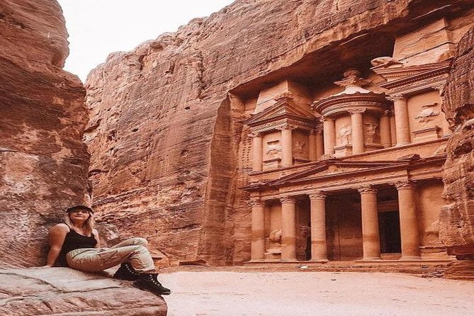 Explore Jordan In 7 Days only transportation - Day 7: Aqaba Marine Park, Karak Castle, and a midnight return to QAIA