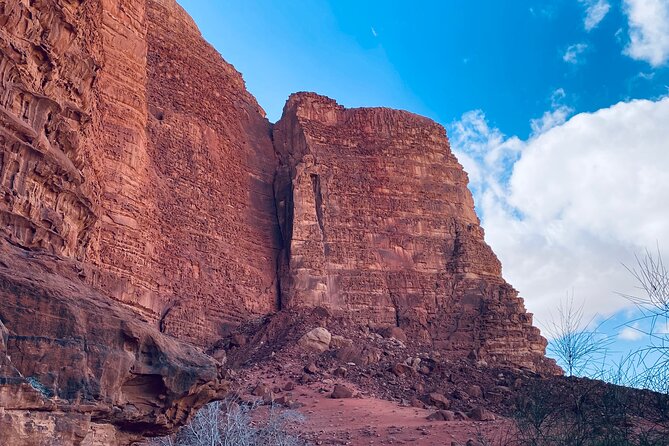 Explore Wadi Rum: Jeep Tour, Bed and Breakfast, and Dinner - A full day of Wadi Rum by jeep, with B&B and dinner