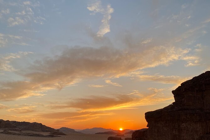 Explore Wadi Rum: Jeep Tour, Bed and Breakfast, and Dinner - Quick notes that affect your comfort