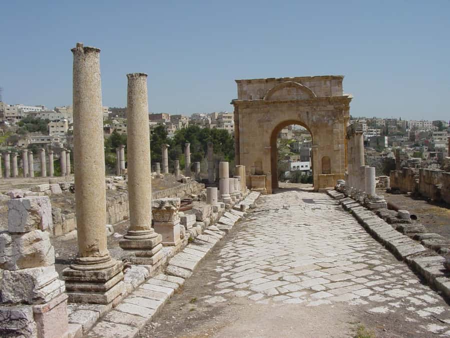 From Amman : Full day tour - Jerash and the Dead sea. - Key things you will notice on this day trip