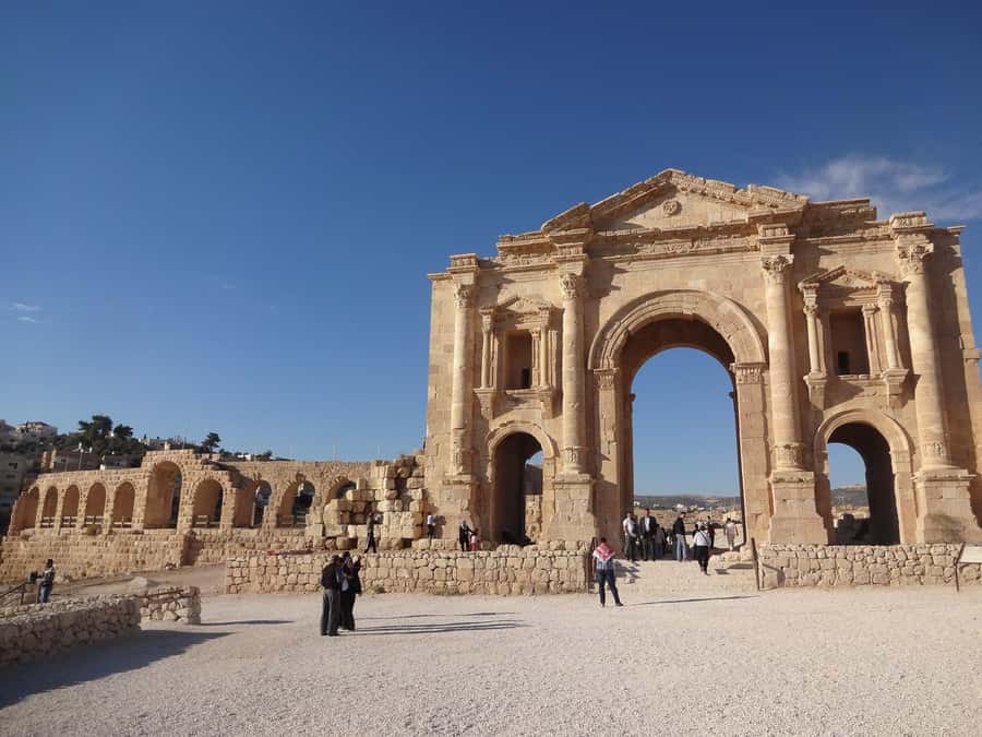 From Amman: Jerash, Ajloun Castle or Umm Qais Private Tour - Umm Qais: Greco-Roman Ruins and Big Multi-Country Views