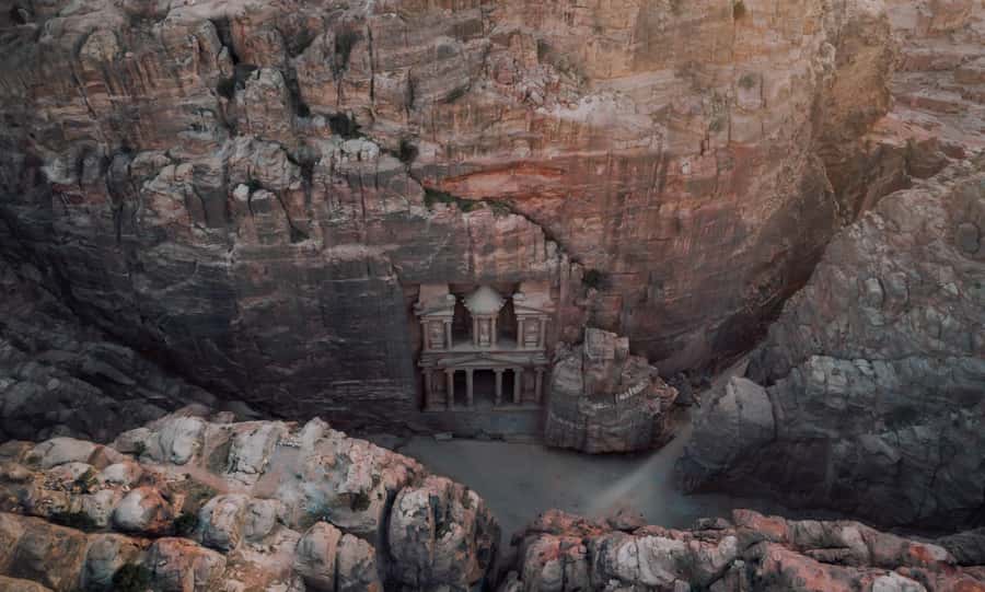 From Amman: Petra Private Tour - Why a local guide matters more than you think in Petra
