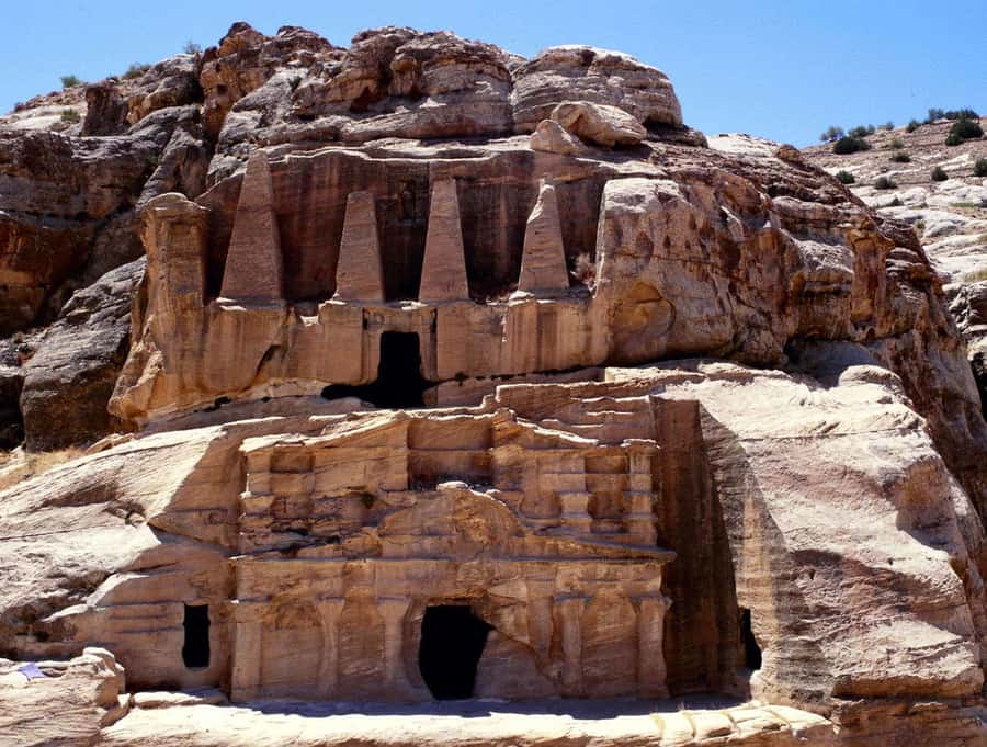 From Amman: Private Day Trip to Petra with Pickup - Walking into the Siq and seeing the Treasury appear