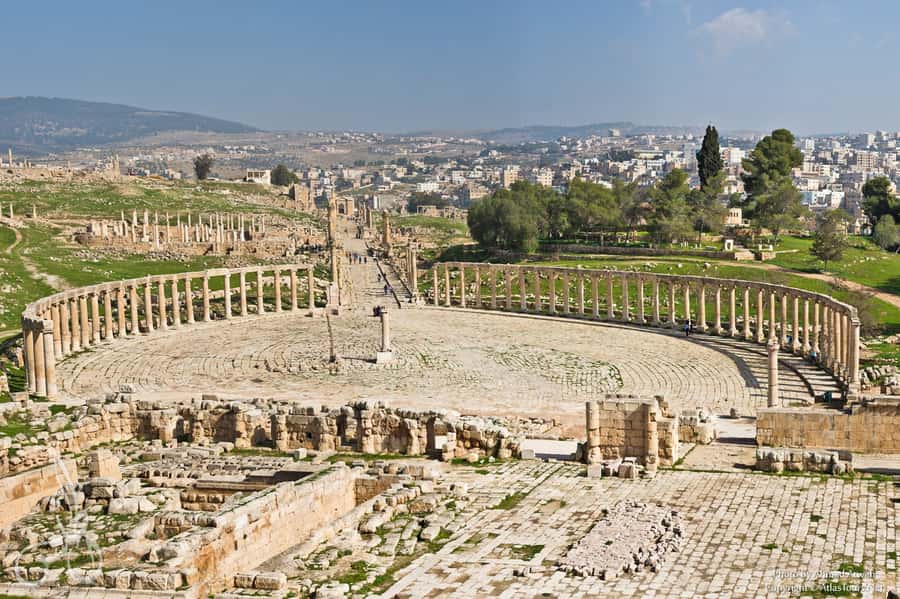 From Amman: Private Jerash, Ajloun Castle, and Umm Qais Tour - Your North Jordan day starts with a calm, comfortable drive out of Amman