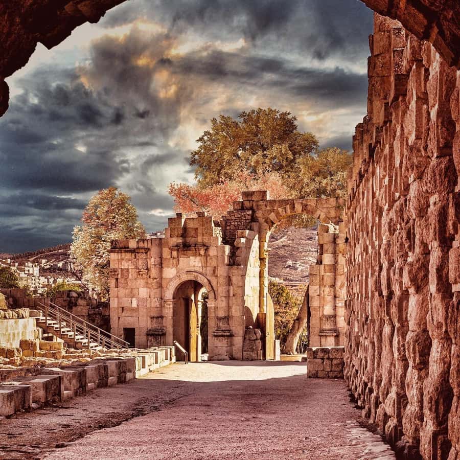 From Amman Trip To Jerash - What You Can Learn Without a Full Local Guide