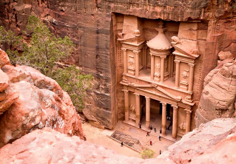 From Aqaba: Petra 1 Day Tour - The Guided 3 Hours, What the Licensed English Guide Focuses On