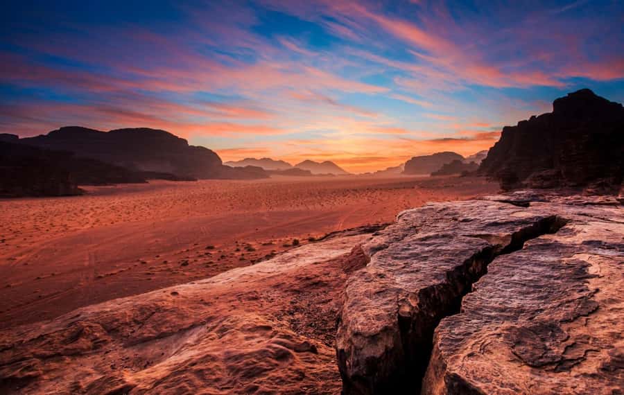 From Eilat: 2-Day Petra & Wadi Rum Tour with Camp Stay - Bedouin camp night: stars, food, and the bathroom choice