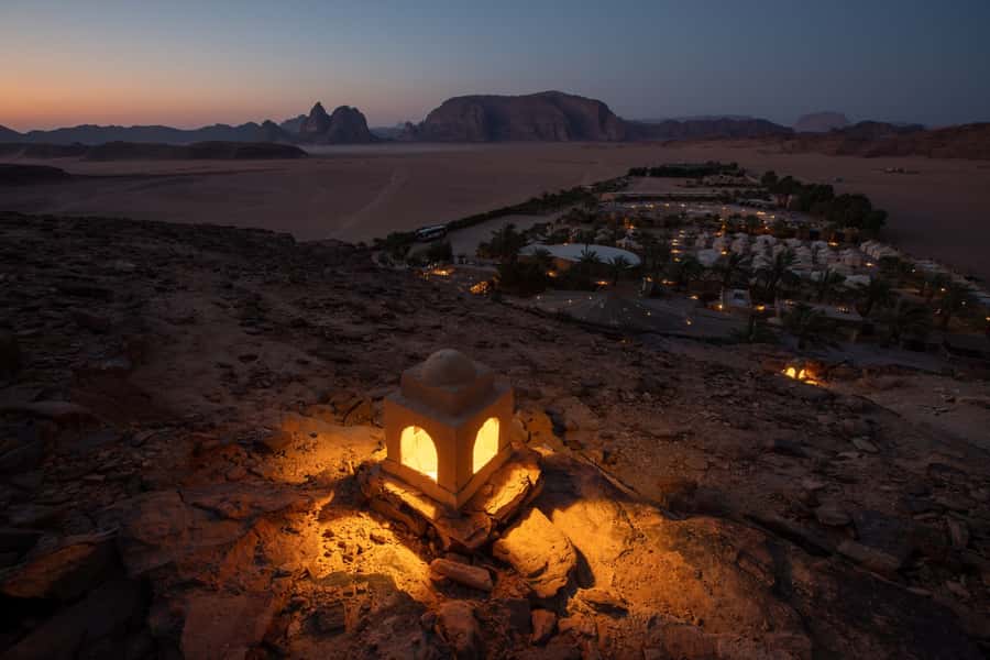 From Eilat, Jerusalem, Tel Aviv: Petra & Wadi Rum 3-Day Tour - Guides and group vibe: what English live guiding looks like in practice