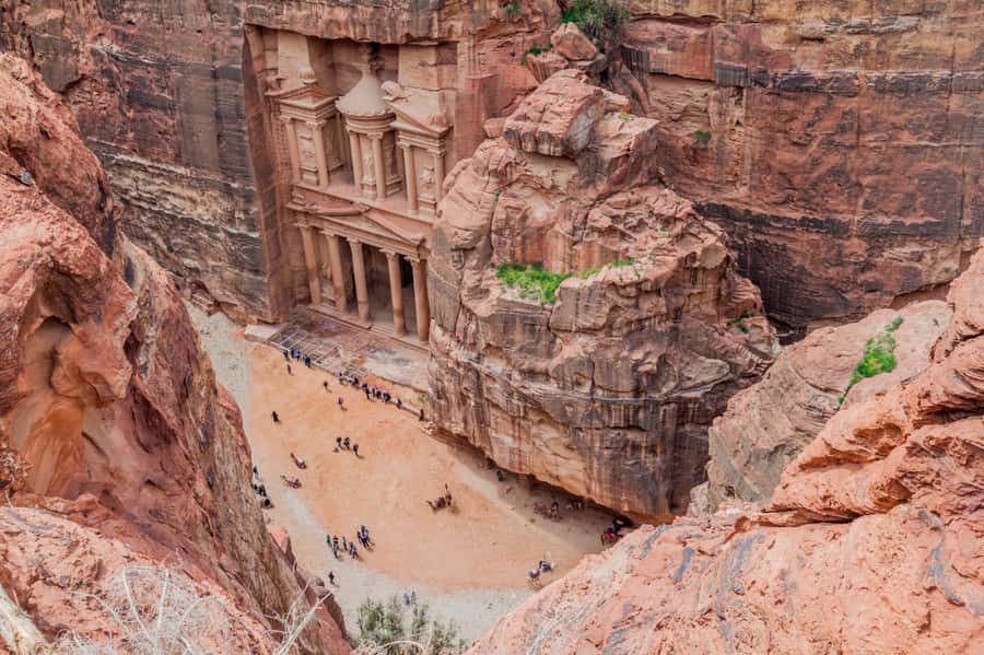 From Eilat: Petra Day Group Tour - Optional horseback ride for the first 200 meters: fun, but plan the tip