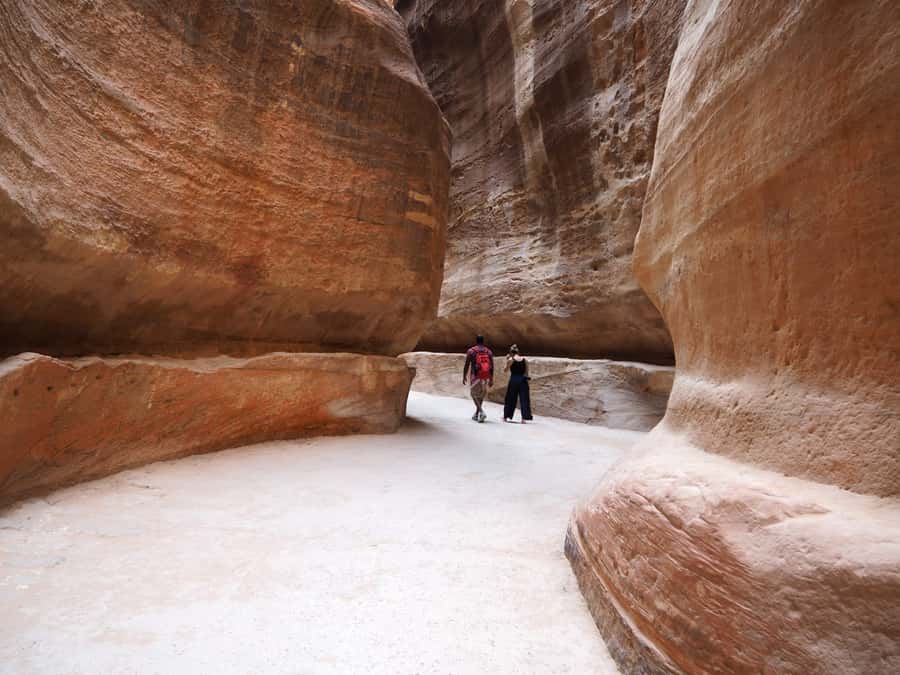 From Eilat: Petra Full-Day Guided Tour with Transfers - Arriving at Petra, with a guide who helps you see more