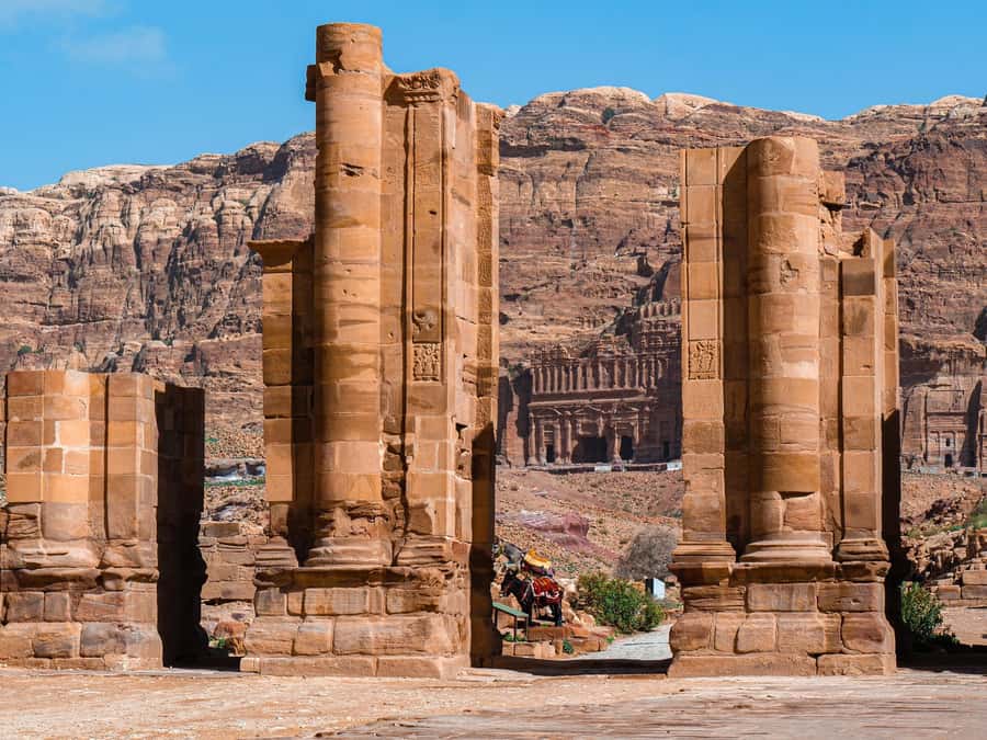 From Eilat: Petra Guided Full-Day Trip with Lunch - Lunch in Petra’s Neighborhood and the Timing Trap of 12 Hours