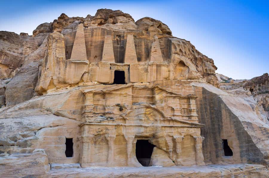 From Eilat: Petra Tour with Transfer and Lunch - From Eilat at 08:15, the day starts with A/C comfort