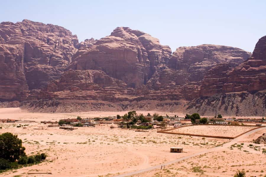 From Petra/Wadi Musa: Wadi Rum Jeep Tour with Hotel Transfer - Why Wadi Rum feels like the Valley of the Moon