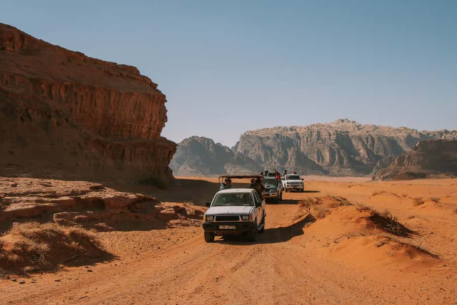 From Tel Aviv: Petra & Wadi Rum Glamping 2-Day Tour - Border Crossing From Tel Aviv Into Jordan, Plus Strict Timing