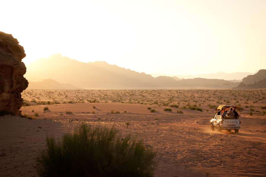 From Wadi Rum: 2-Hour Jeep Tour with Meals & Overnight Stay - From Wadi Rum Rest House to Lawrence’s Spring: how the day starts
