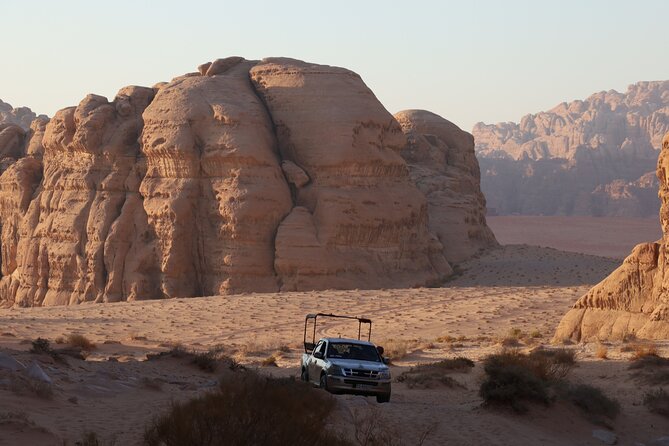 Full Day 4x4 Classic Desert Tour with overnight in private tent - Entering Wadi Rum the smart way with a full-day 4x4 and tent night