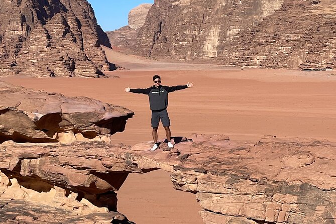 Full Day 4x4 Classic Desert Tour with overnight in private tent - Khazali Canyon: a tighter feel after all that open sand