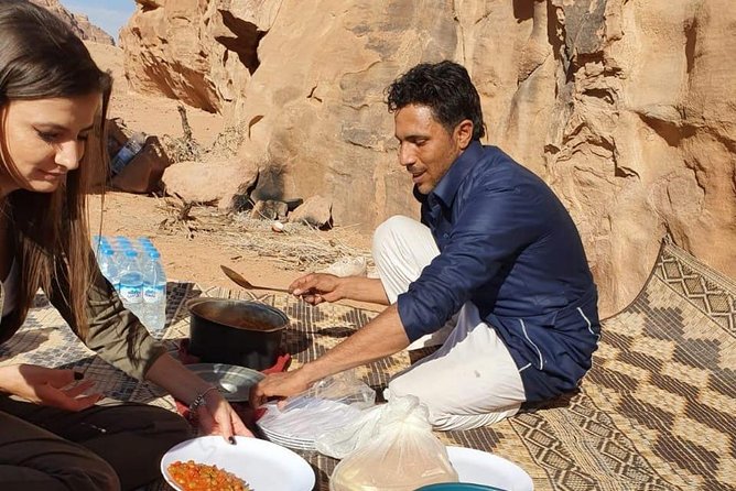 Full Day Desert Tour, Jeep & Hiking - Lawrence’s House, Mushroom Rock, and Burdah Rock Bridge