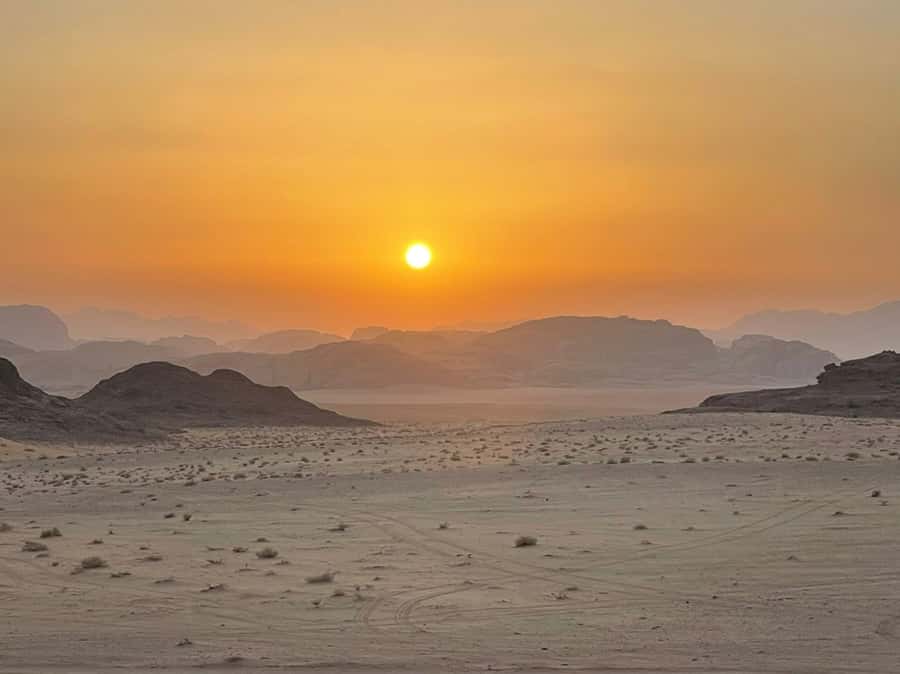 Full Day Jeep Tour - Lunch - Wadi Rum Desert Highlights - Full-Day Jeep Safari, Starting at Wadi Rum Rest House and Ending at Sunset