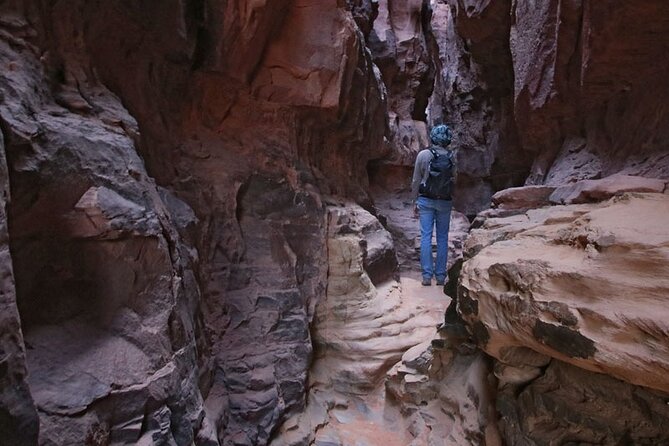 Full-Day Jeep Tour, Wadi Rum Desert Highlights - Where you start in Wadi Rum and how the pace feels