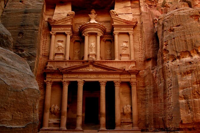 Full-Day Petra Adventure: Round-Trip Transportation from Amman - The Siq: your first hour is the “build-up” part