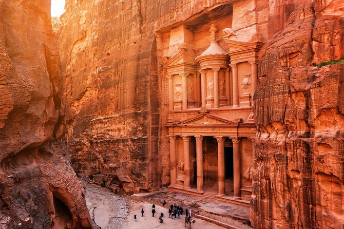 Full-Day Private Tour in Petra and Wadi Rum from Aqaba - How the private setup works in real life