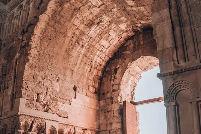 Full Day Tour in Jerash and Amman City - King Abdullah Mosque Visit: Blue Dome, Non-Muslim Welcome, and What to Respect