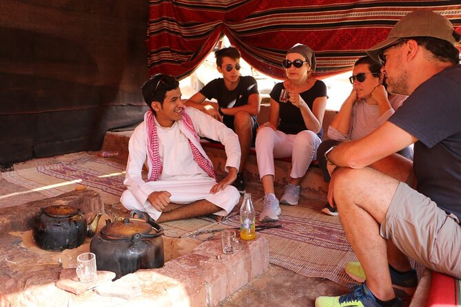 Half day Jeep Tour in Wadi Rum incl. water and Bedouin tea - What to bring so the climbs and walks feel easy