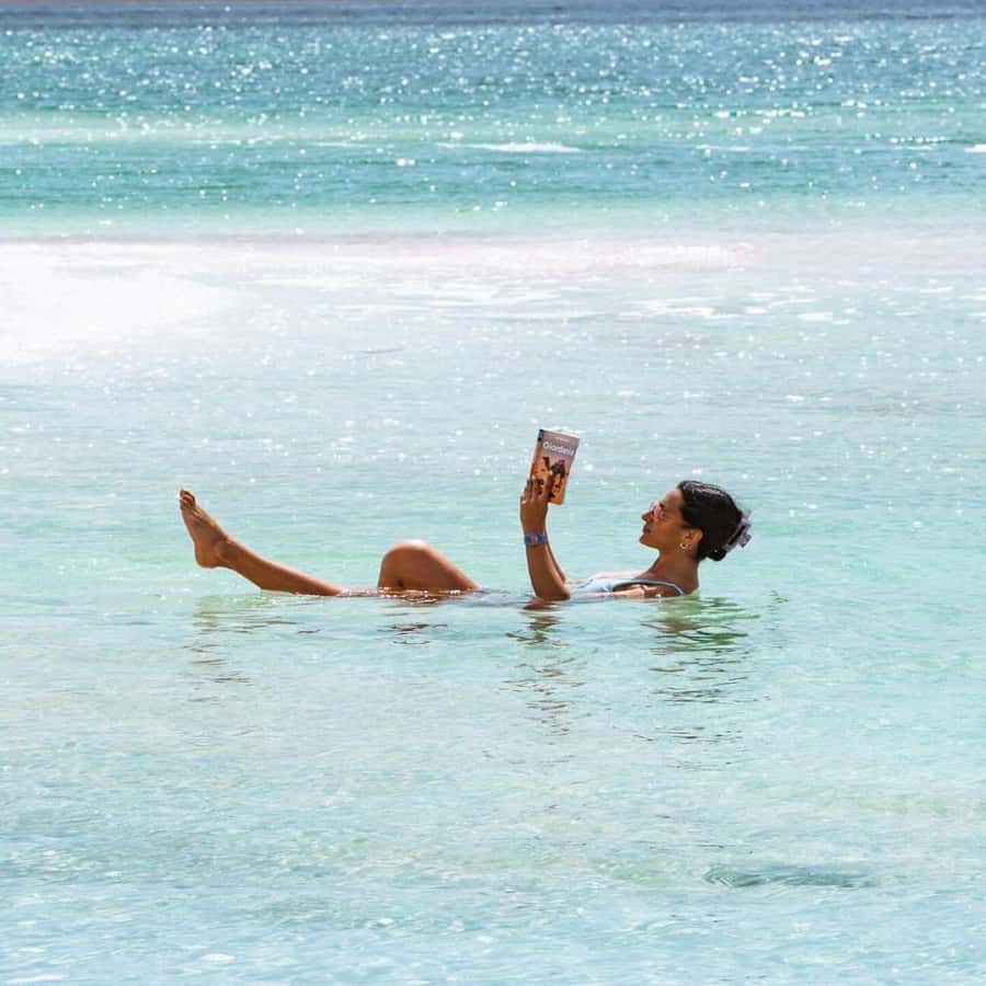 Half Day Tour Dead Sea , Pink Lake, Crystal beach From Amman - The long descent to the Dead Sea: what 400 meters below sea level means for your day