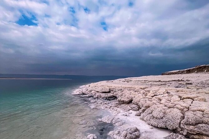 Half Day Tour to Dead Sea From Amman - Onboard Wi-Fi, bottled water, and small comfort wins