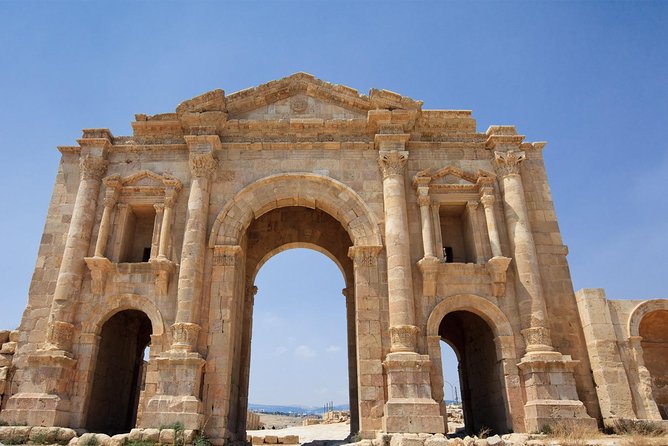 Half Day Tour to Jerash from Amman - Nymphaeum, museum, and South Theatre: going beyond the postcard shots
