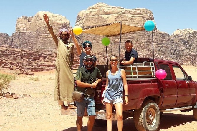 horse riding 2 hours tour in Wadi Rum - Khazali Canyon: Petroglyphs, Inscriptions, and a Tight Walk Through Time
